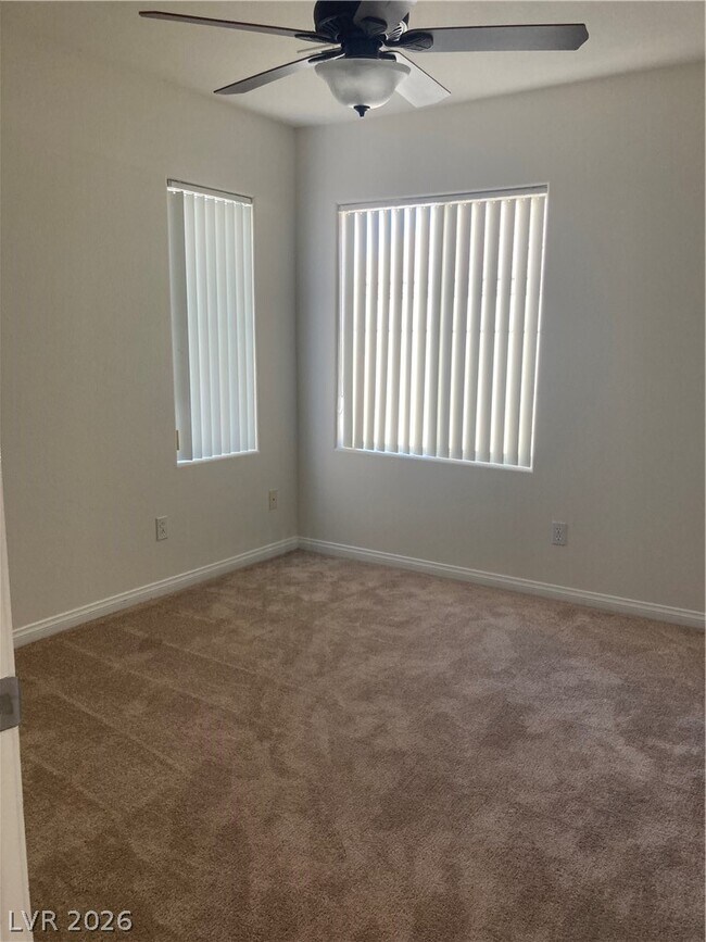 Building Photo - 9519 Milkweed Canyon Ave