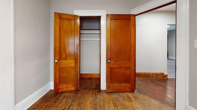 Building Photo - 764 Work Dr