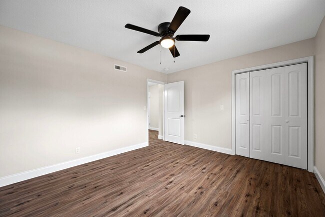 Building Photo - 3334 Gundy Dr