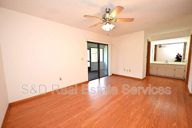 Building Photo - 848 Mikasuki Dr