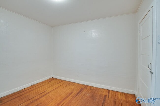 Building Photo - 1611 Beirne Ave NE
