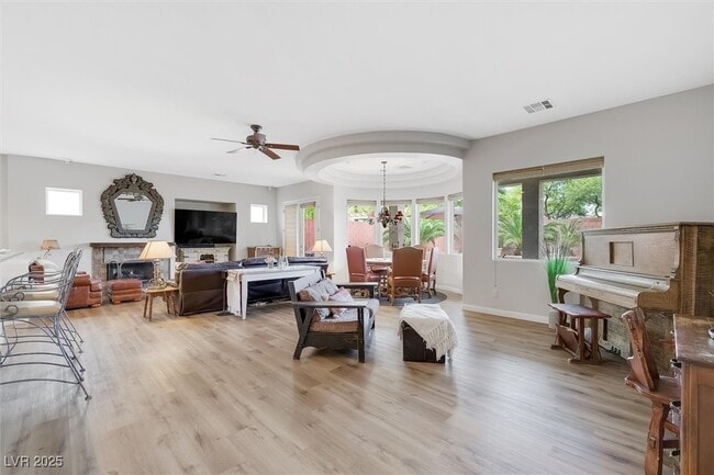 Building Photo - 10720 Elm Ridge Ave