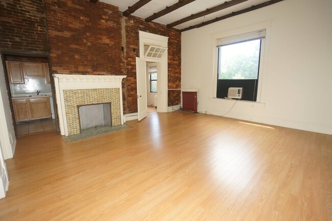 Living Room - Cloisters