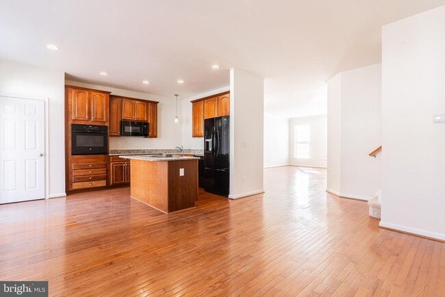 Building Photo - 15675 William Bayliss Ct