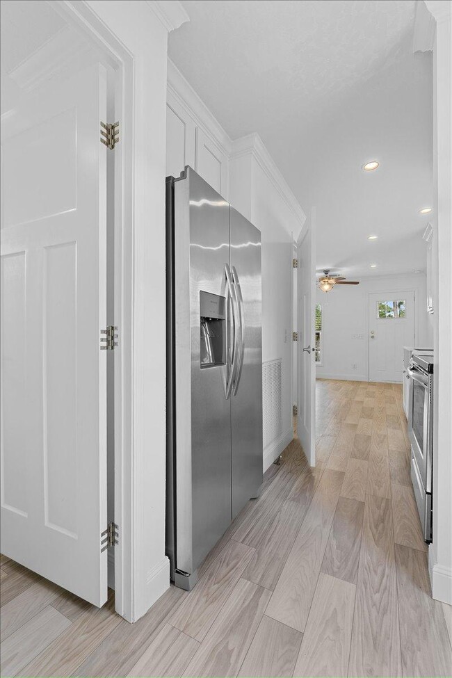 Building Photo - 34 Betty Dr