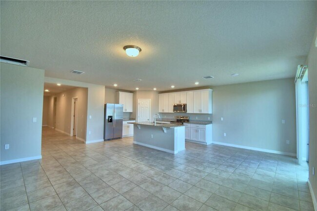 Building Photo - 3208 Weitzel Dr
