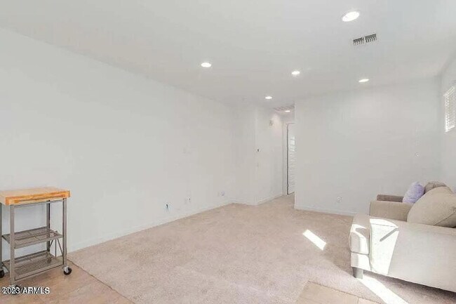 Building Photo - 3741 S 64th Dr