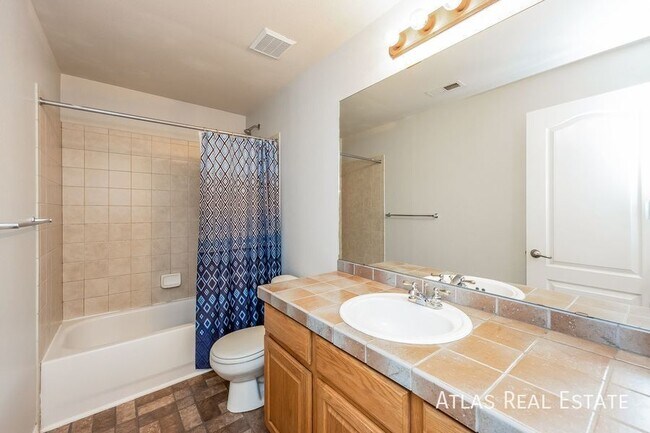 Building Photo - 7045 Wood Lily Dr