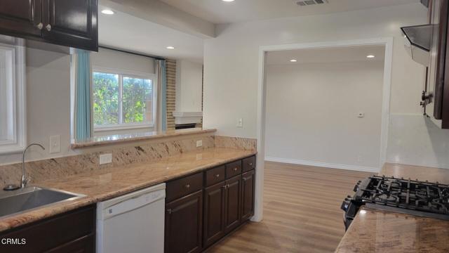 Building Photo - 981 Moonbeam Dr