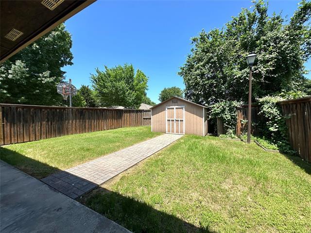 Building Photo - 823 Madrid Dr