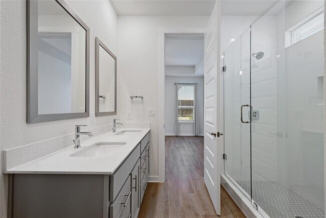 Building Photo - 2133 Alamar walk