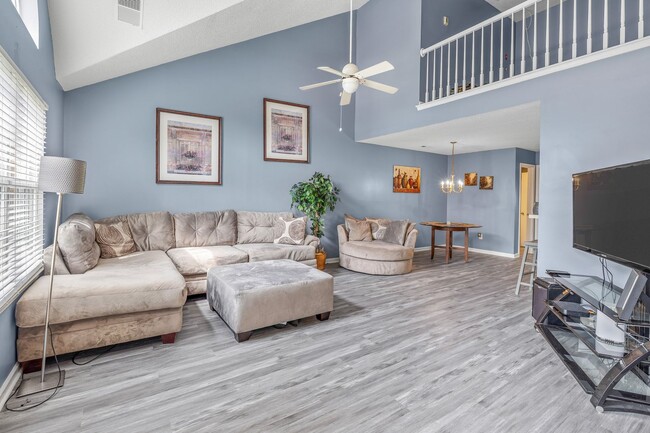 Building Photo - Modern Comfort in the Heart of Chesapeake ...