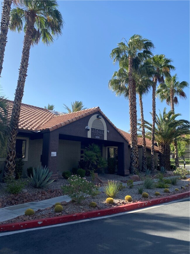 Building Photo - 5028 S Rainbow Blvd