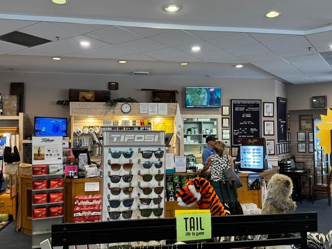 Building Photo - 147 Deer Creek Blvd