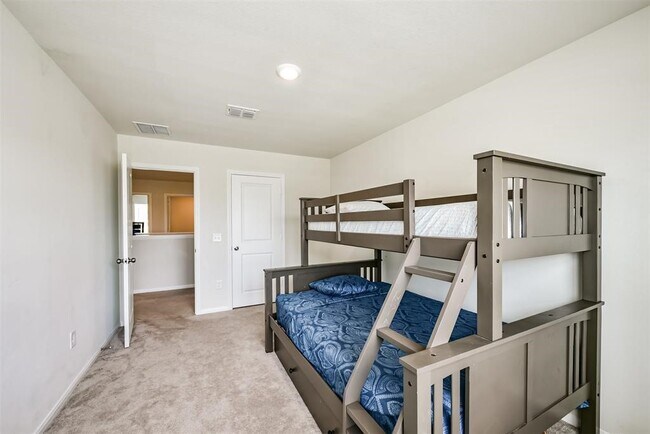 Building Photo - 11627 Braemar Village Dr