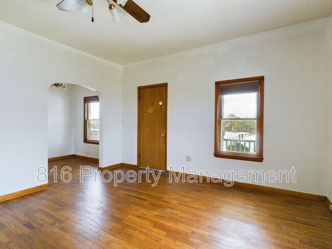 Building Photo - 426 Wabash Ave