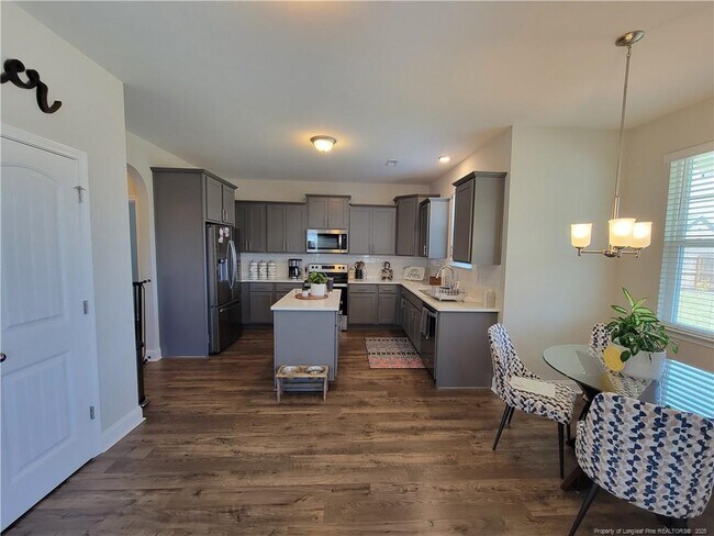 Building Photo - 6524 Carswell Dr