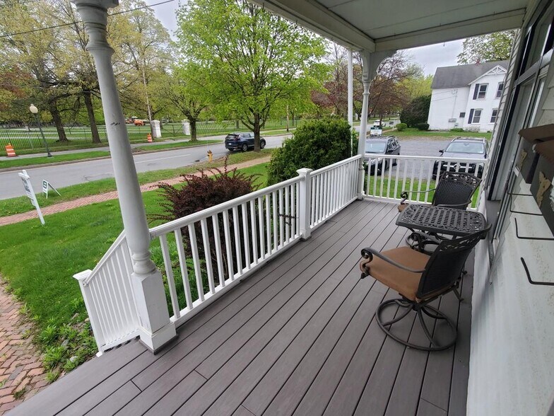 Building Photo - 223 Union Ave