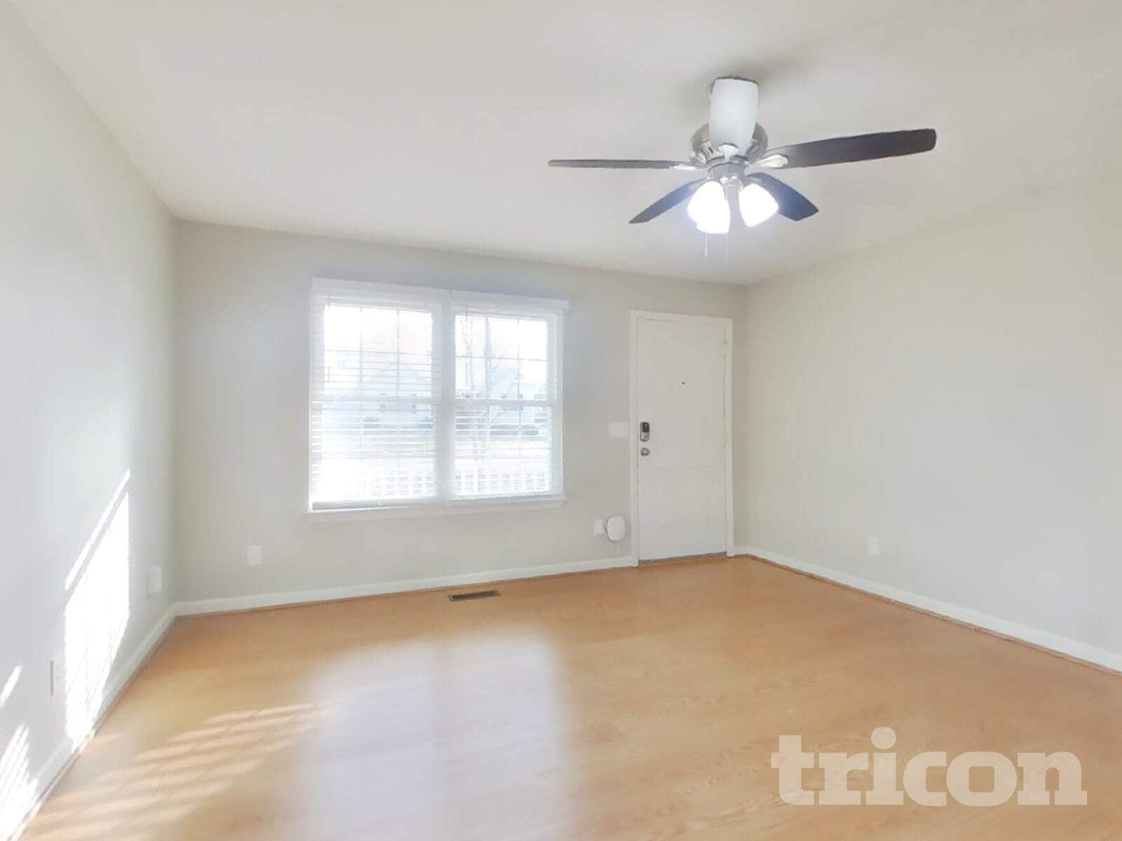 Building Photo - 712 Paige Ct