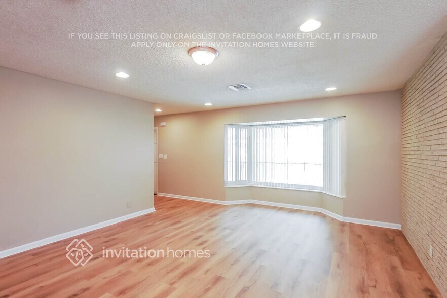 Building Photo - 162 SW 52nd Terrace