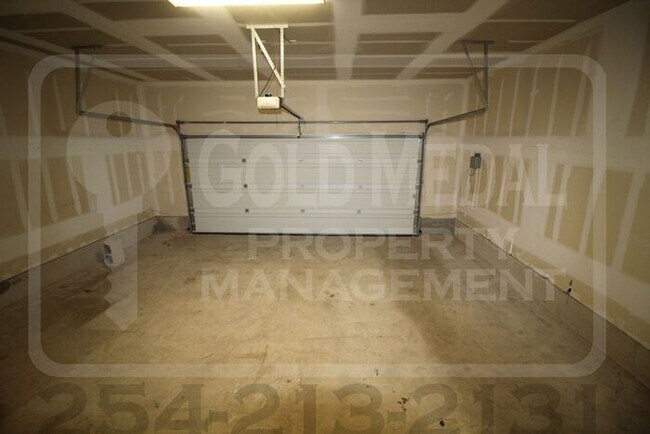 Building Photo - 200 El Dorado Rd