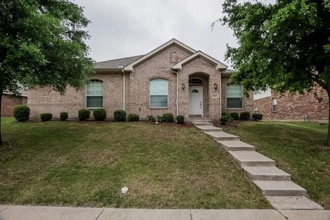 Building Photo - 1141 Lakeside Dr