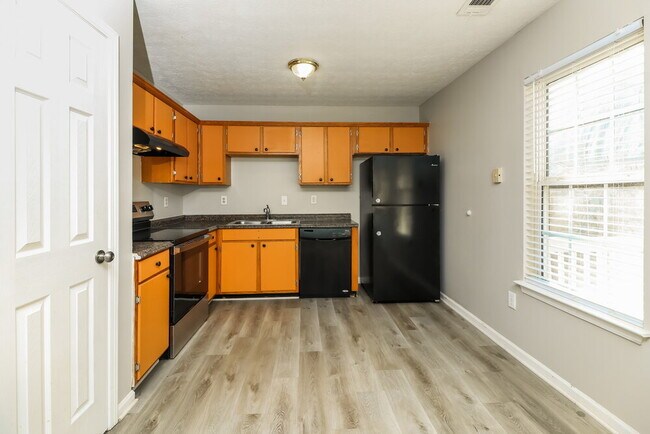 Building Photo - 145 S Barbara Ln