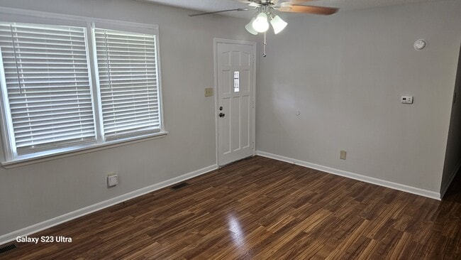 Building Photo - 108 Armstrong Dr