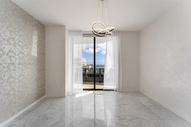 Building Photo - 1000 Brickell Plaza