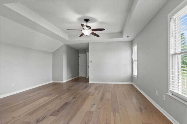 Building Photo - 300 Early Harvest Ct