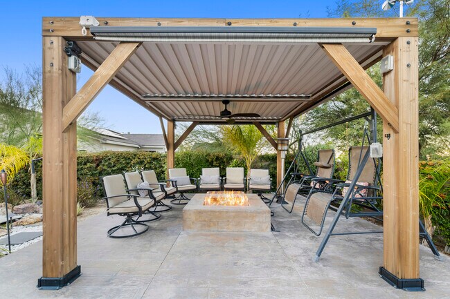 Building Photo - 8396 Sweetwater Creek Way