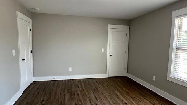 Building Photo - 2508 Villa Dr