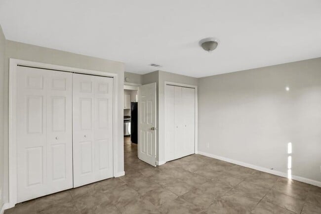 Building Photo - 7341 El Ocho Rd