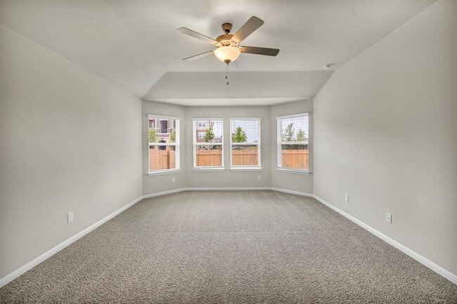 Building Photo - 102 Greenspire Ln