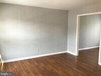 Building Photo - 205 Ringgold St