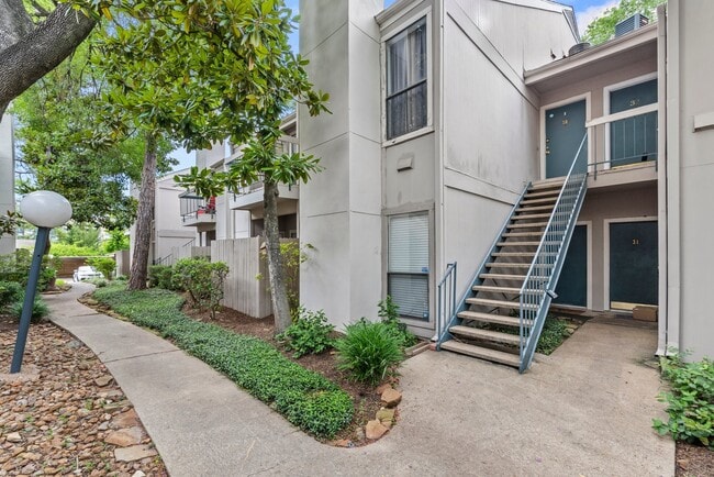 Building Photo - 7900 N Stadium Dr