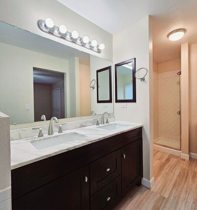 Building Photo - 4-Bedroom Home in Briargate Neighborhood!