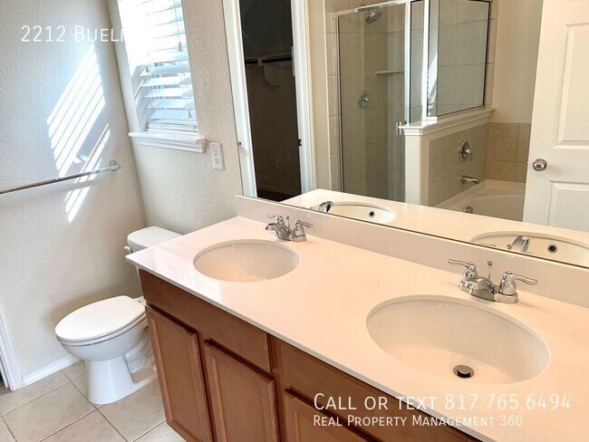 Building Photo - 2212 Buelingo-