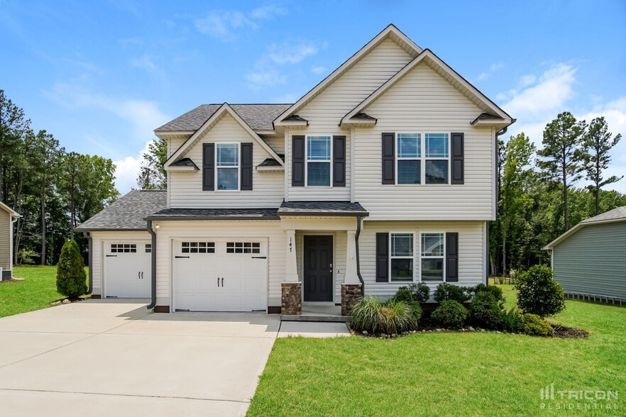 Primary Photo - 147 Cattail Ln