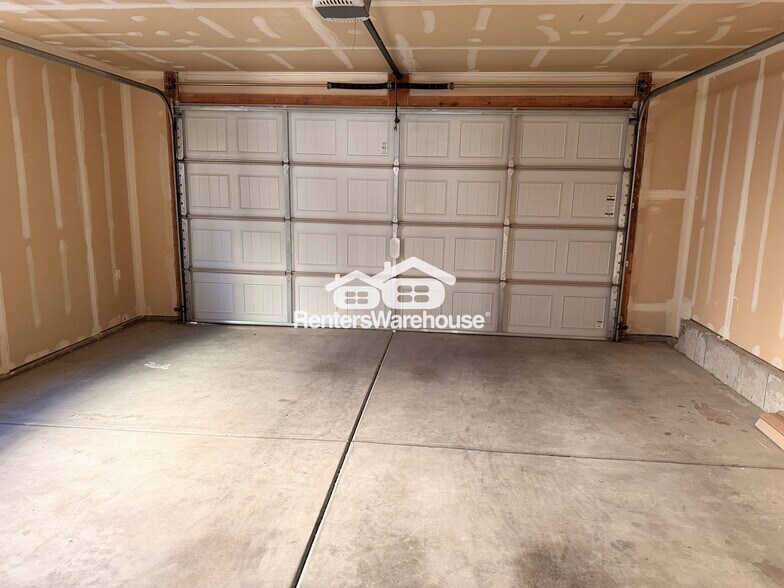 Building Photo - 7559 Levi Ln