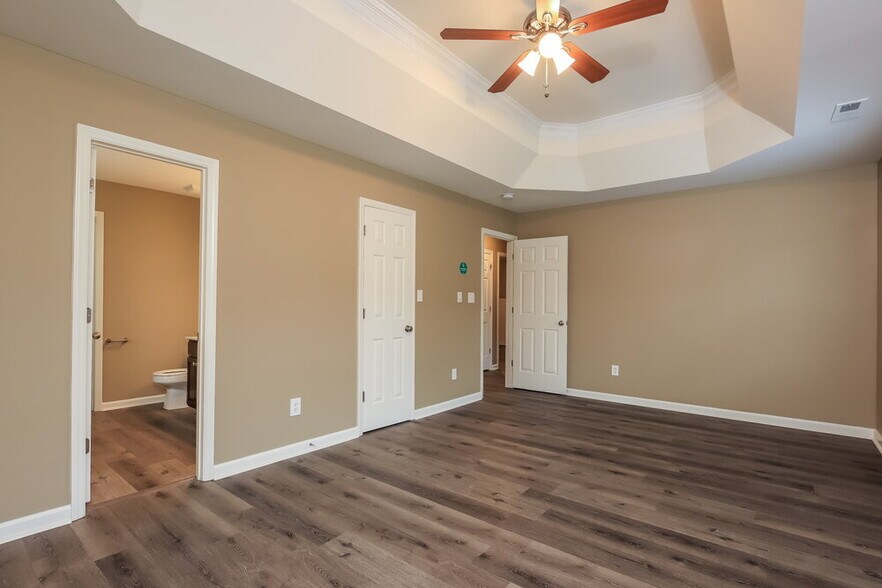 Building Photo - 5125 Casland Dr