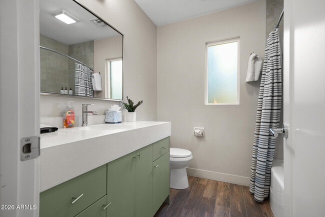 Building Photo - 7243 E Virginia Ave