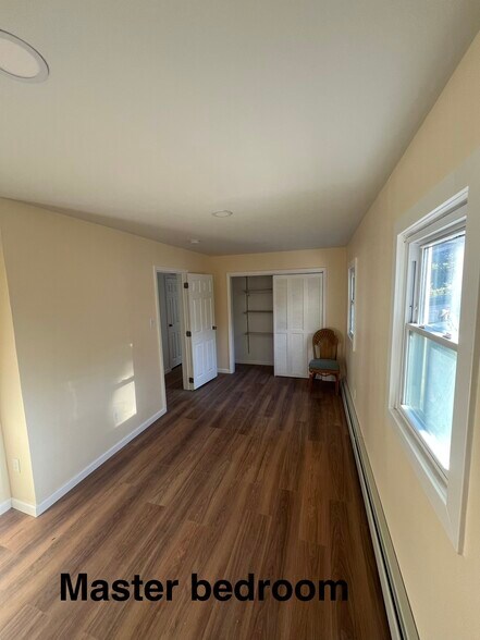 Building Photo - 436 Brook St