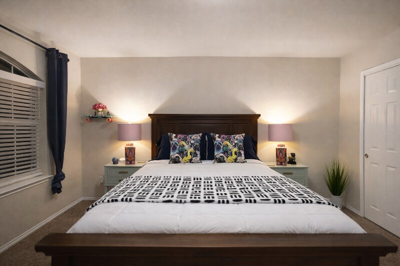 Building Photo - 619 Starlight Dr