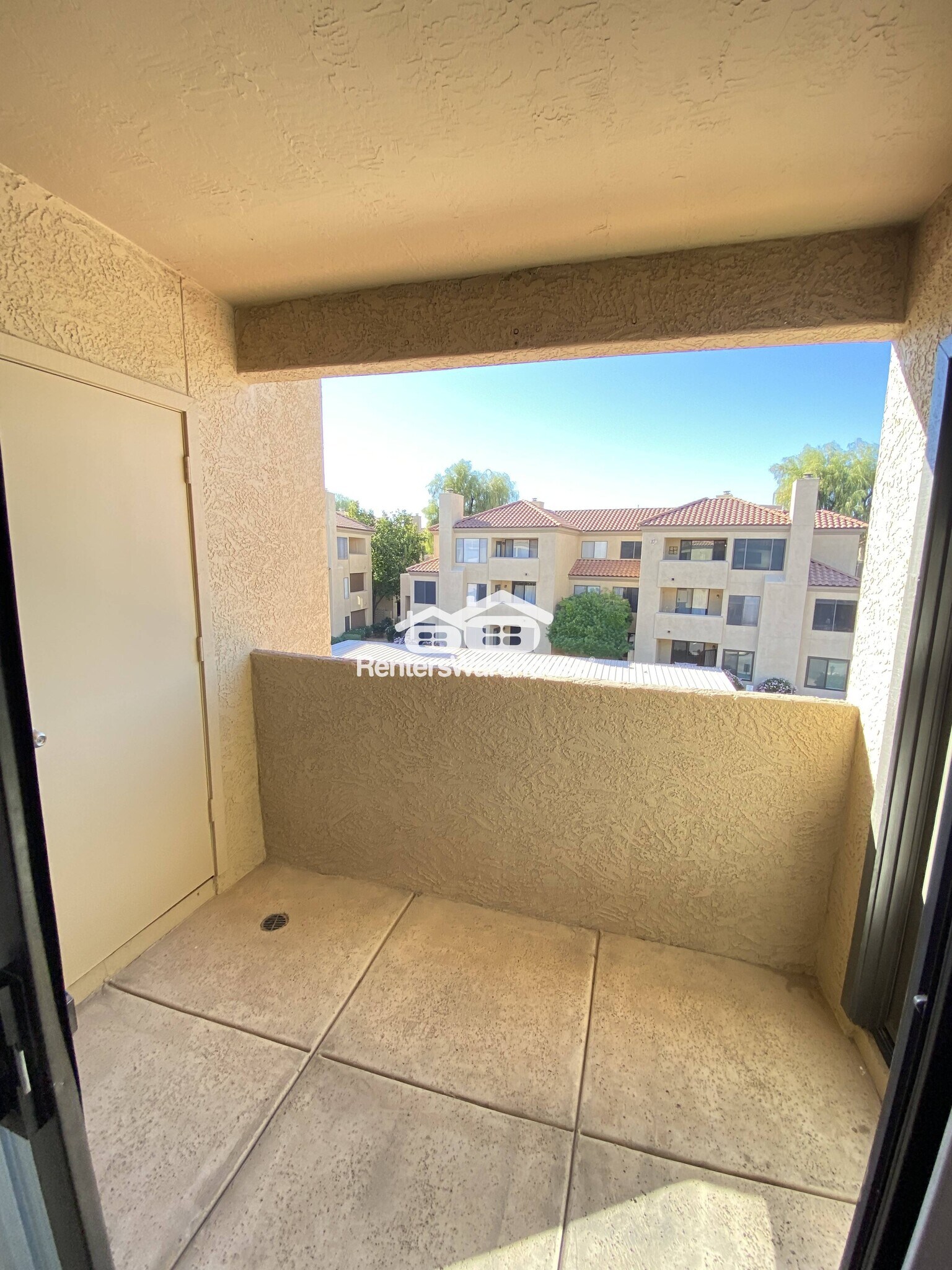 Building Photo - 4925 E Desert Cove Ave