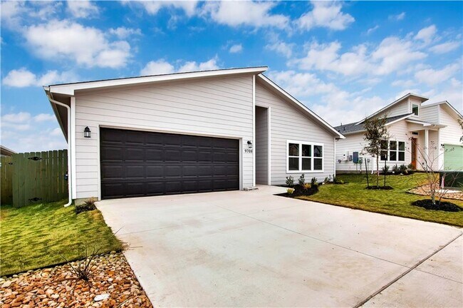 Building Photo - 9708 Evening Canopy Dr