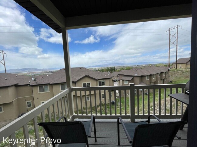 Building Photo - 4 br, 3.5 bath House - 876 s Aspen Loop