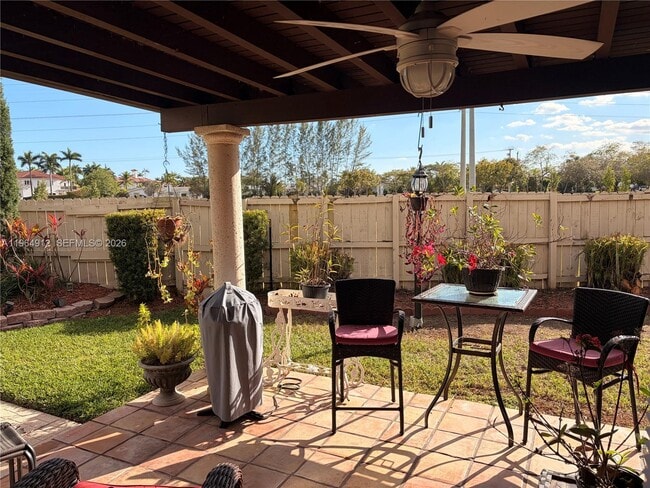 Building Photo - 0 000