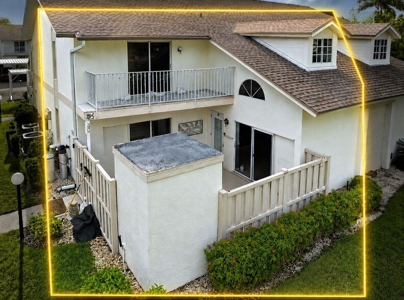 Building Photo - 6879 Pentland Way