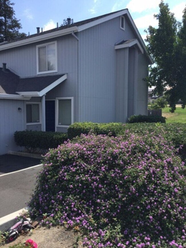 Primary Photo - NOW LEASING !! THIS ONE WON'T LAST!!